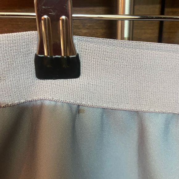 COPY - FLORAL Skirt - Picture 6 of 9